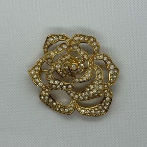 Elizabeth Taylor Made For Avon Rose & Crystal vintage Brooch 1990